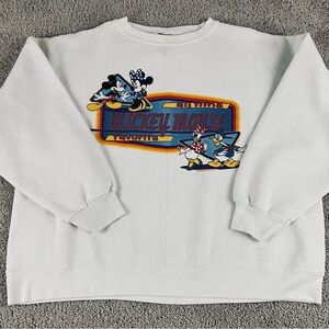 Vintage Disney Sweatshirt L/XL Mickey Unlimited Jerry Leigh Crewneck USA E285